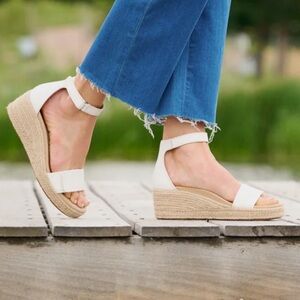 ABEO Riviera Ankle Sandal Metatarsal Size 7